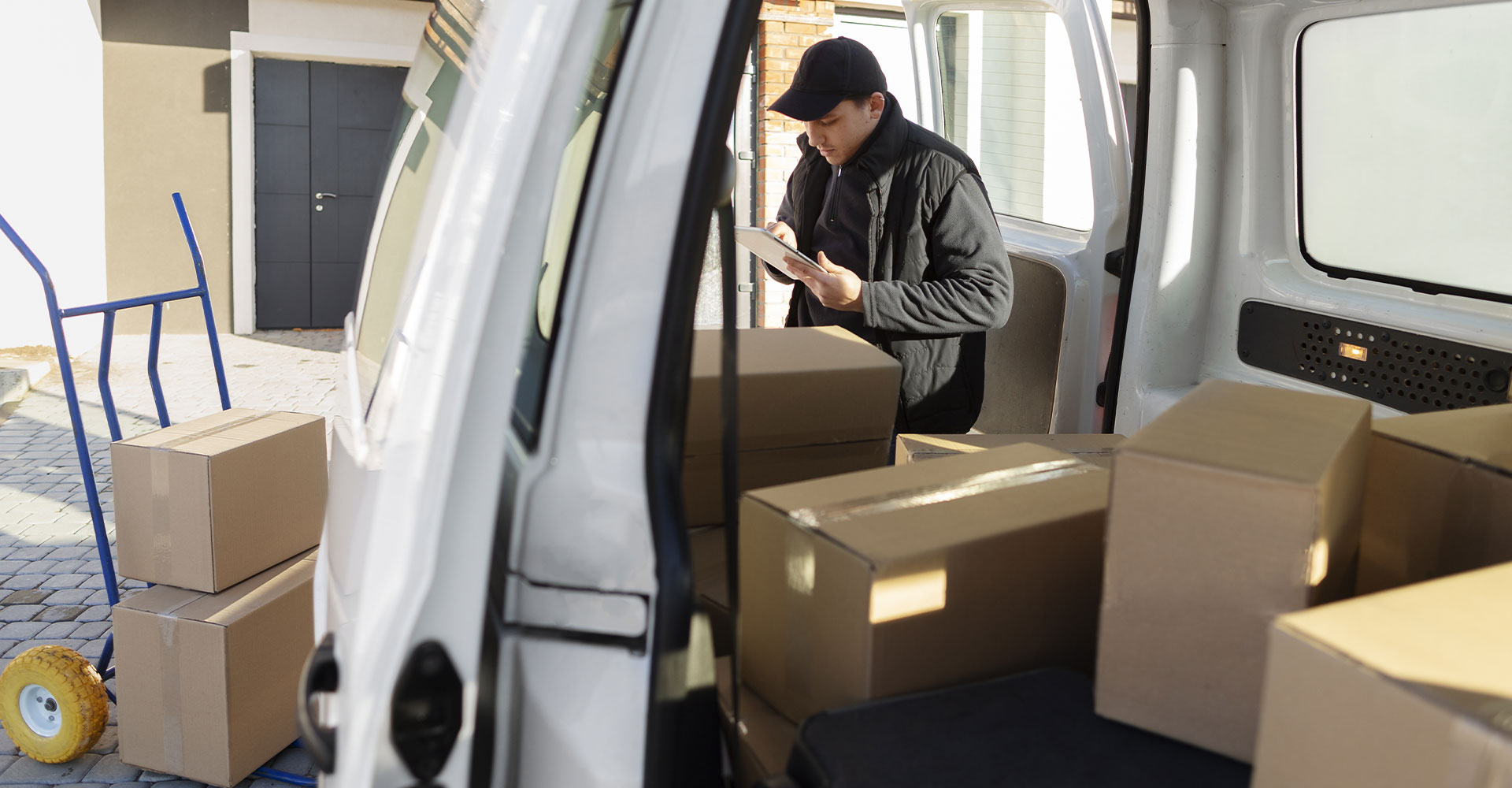 Coordinación logística del transporte y accesos al inmueble